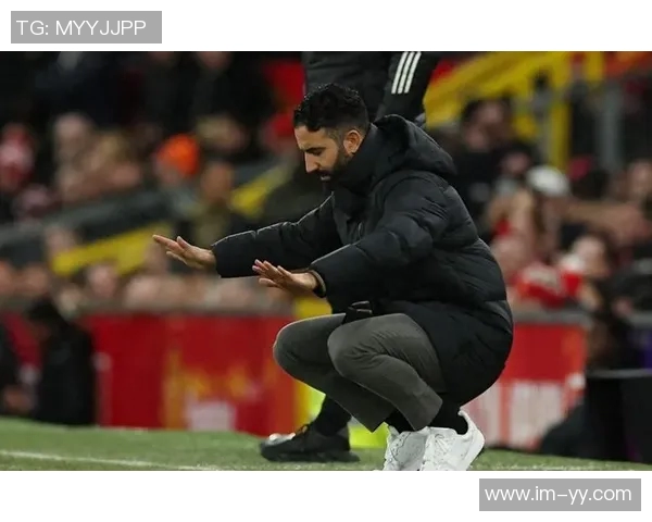 曼城米兰关注20岁葡超中场阿莫林600万欧元转会权属谈判进行中